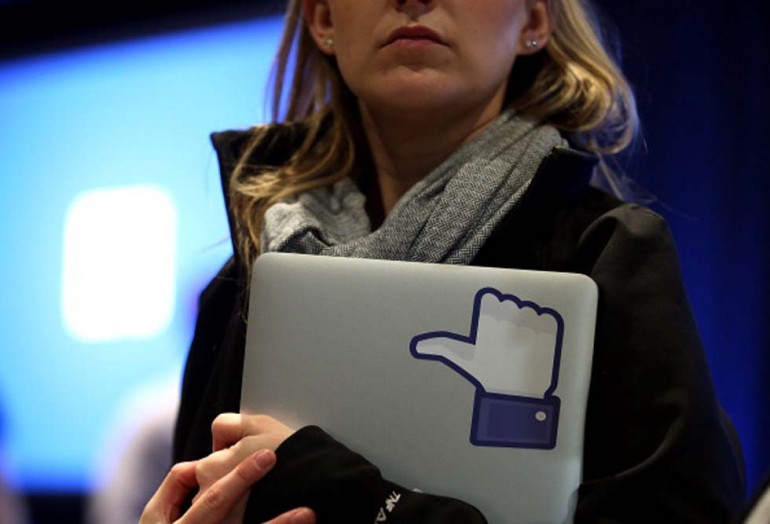 Facebook lotta al cancro al seno