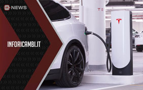 Tesla Supercharger ed il suo circuito di stazioni di ricarica rapida