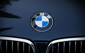 AAG distribuirà ricambi originali BMW: l’annuncio a Equip Auto 2022