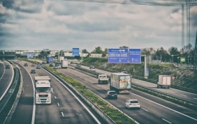 Quanti sono in Italia gli autocarri alimentati con carburanti alternativi?
