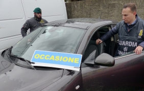 Auto usate, l'inganno dei contachilometri manomessi