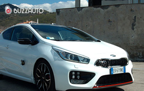 Oggi proviamo per te la formidabile Kia pro cee'd GT