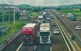 Sgravi fiscali per ADAS su furgoni, camion e bus