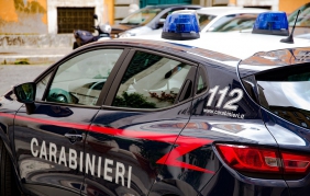 Scoperta base di ricambi rubati: due arresti
