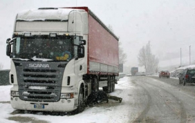 Catene da neve per camion: guida all'acquisto