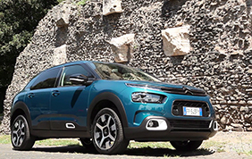 Nuove sospensioni per la Citroen C4 Cactus