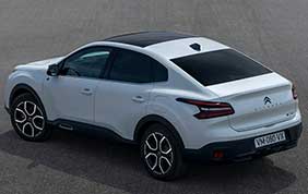 Citroen C4 X: elettrica o endotermica?