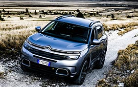 Nuovo Citroen SUV C5 Aircross Hybrid: 55 km di autonomia in modalità elettrica