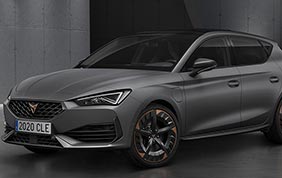 Cupra Leon debutta nella nuova sede di Martorell