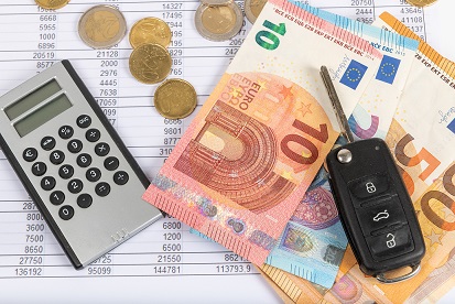 Ridurre RC auto aumentando il prezzo del carburante?
