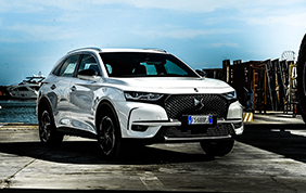 Eleganza dinamica: nuova DS7 Crossback