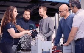 Formazione ZF sull'alta tensione: le auto elettrificate sono qui!