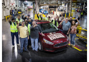 Ford celebra la produzione del 5milionesimo motore EcoBoost