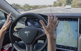 L’Italia sperimenterà la guida autonoma: via libera al decreto