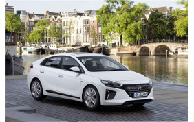 La nuova Hyundai IONIQ, nata per stupire: Ibrida - 100% Elettrica - Ibrida Plug-in