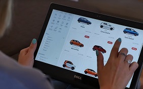 Senza foto e video non si vendono auto online