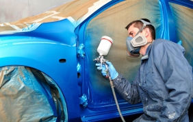 Si può scegliere liberamente un'autofficina