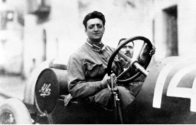 120 anni di Ferrari: auguri Drake!
