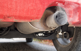 In Italia ancora troppe auto vecchie ed inquinanti