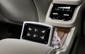 Da MTA il display touch per Volvo XC90