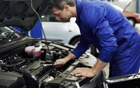 CNA Autoriparazione non molla la partita sulle revisioni auto