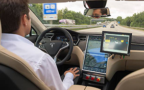 Bosch e TomTom collaborano insieme per la guida autonoma