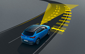 Opel Grandland X punta sulla sicurezza attiva