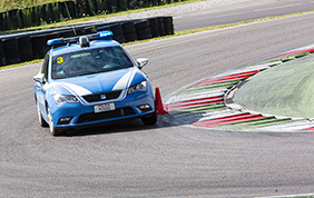 Seat e Polizia di Stato impegnate in pista