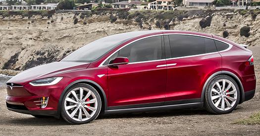 Tesla apre due centri di assistenza in Italia