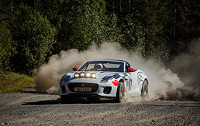 Realizzate due Jaguar F-Type Rally