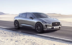 Jaguar I-PACE Black: un nuovo allestimento per il SUV elettrico