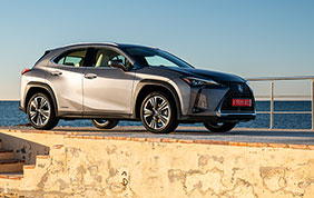 Lexus: per Auto Express miglior brand sul mercato