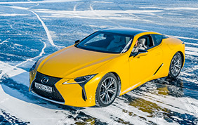 Lexus: la guida è sicura anche negli ambienti più impervi