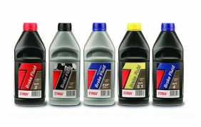 Cambia il liquido dei freni regolarmente!