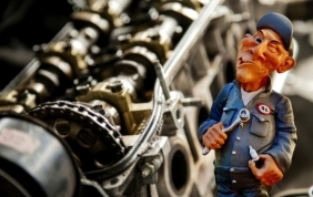 Come fare manutenzione alle auto ibride?