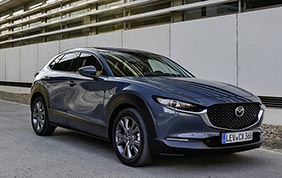 Mazda: nuova motorizzazione ibrida a benzina per CX-30