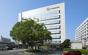 Mazda mondo segna un semestre record