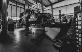 Manutenzione e riparazione auto: ecco l'ultimo trend
