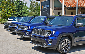 Jeep Renegade punta sul tre cilindri turbo