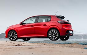 Peugeot 208: ecco la serie speciale Allure Navi Pack