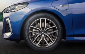 BMW Group sceglie pneumatici  Vredestein per il primo impianto