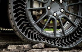Michelin e GM presentano il primo pneumatico senza aria