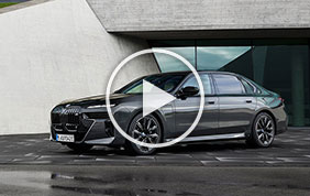 BMW Serie 7: l'ammiraglia con lo sguardo originale