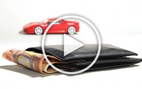 Voglio comprare un'auto: meglio il leasing o il finanziamento?