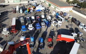 La prova di forza dell'aftermarket truck