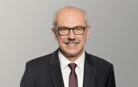 Commercial Vehicle Solutions di ZF:  la dirige Rehm