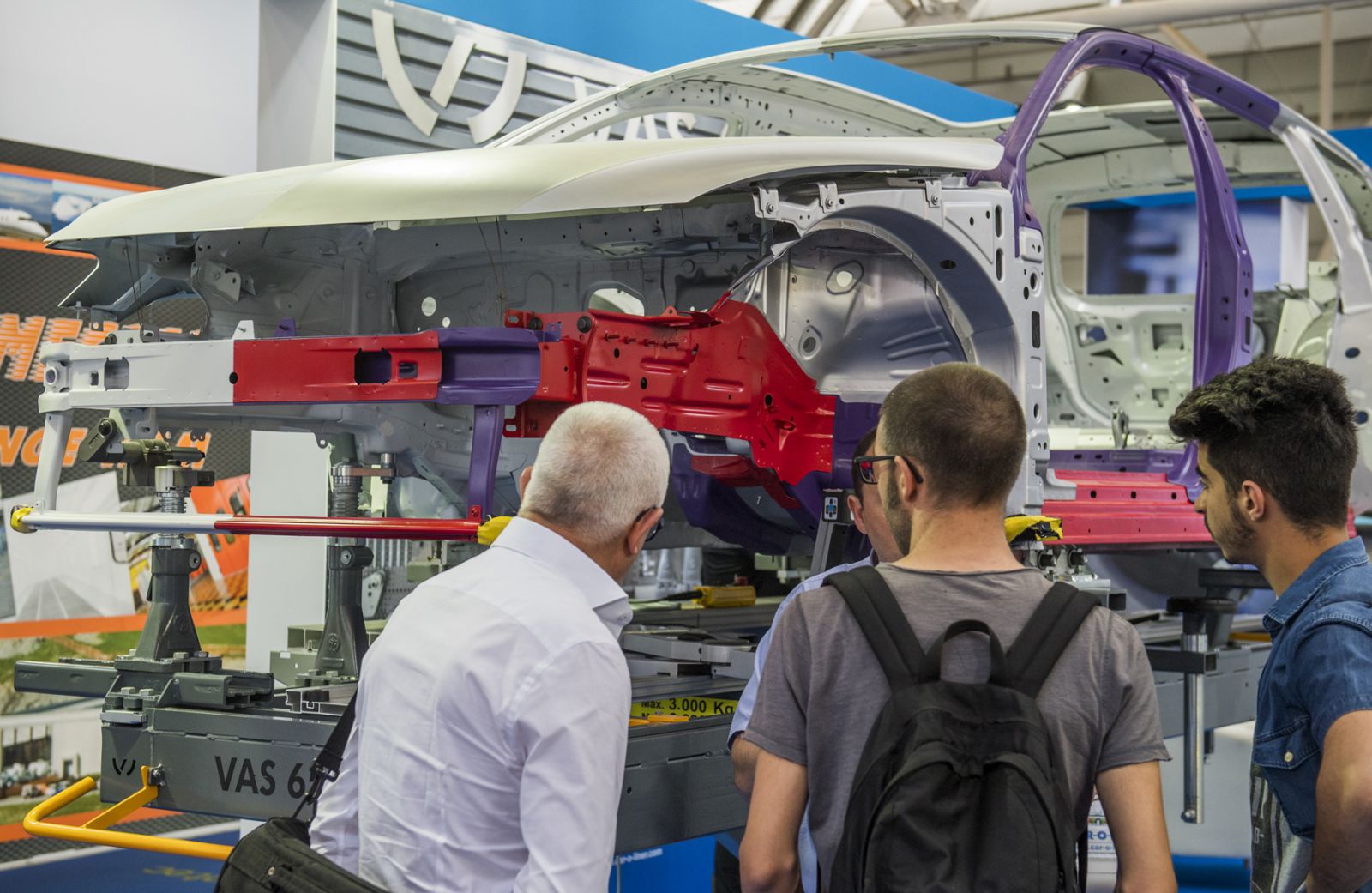 Le eccellenze tecnologiche automotive  attraggono operatori professionali da tutto il mondo: attesi in fiera pi&ugrave; di 120 delegati provenienti da oltre 35 Paesi 