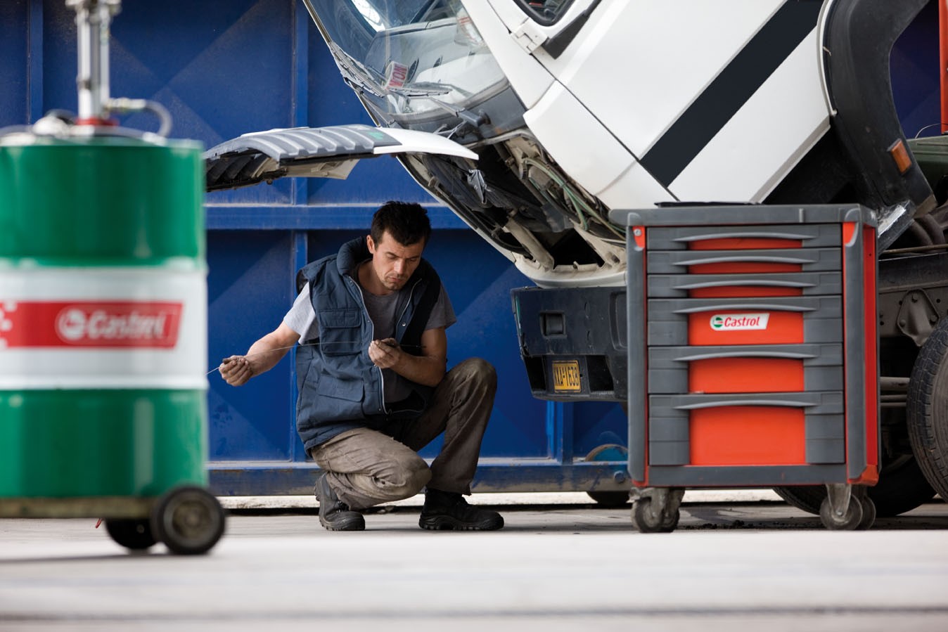 Sondaggio Castrol, nella scelta dell'olio gli automobilisti desiderano essere consultati dall'officina