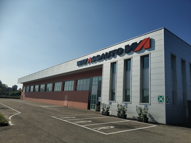 WAY ASSAUTO SRL rientra a pieno titolo nella storia dell'ammortizzatore 