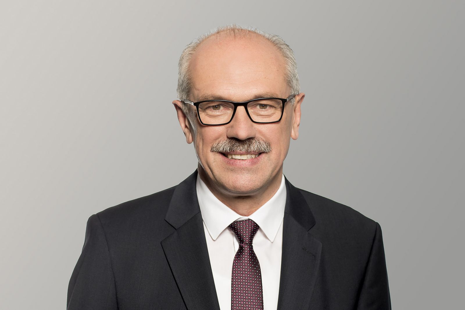 ZF nomina Wilhelm Rehm a capo della sua nuova Divisione Commercial Vehicle Solutions.